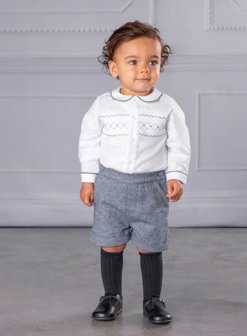 Rupert Smocked Set, White & Blue Herringbone (NWT 3T)