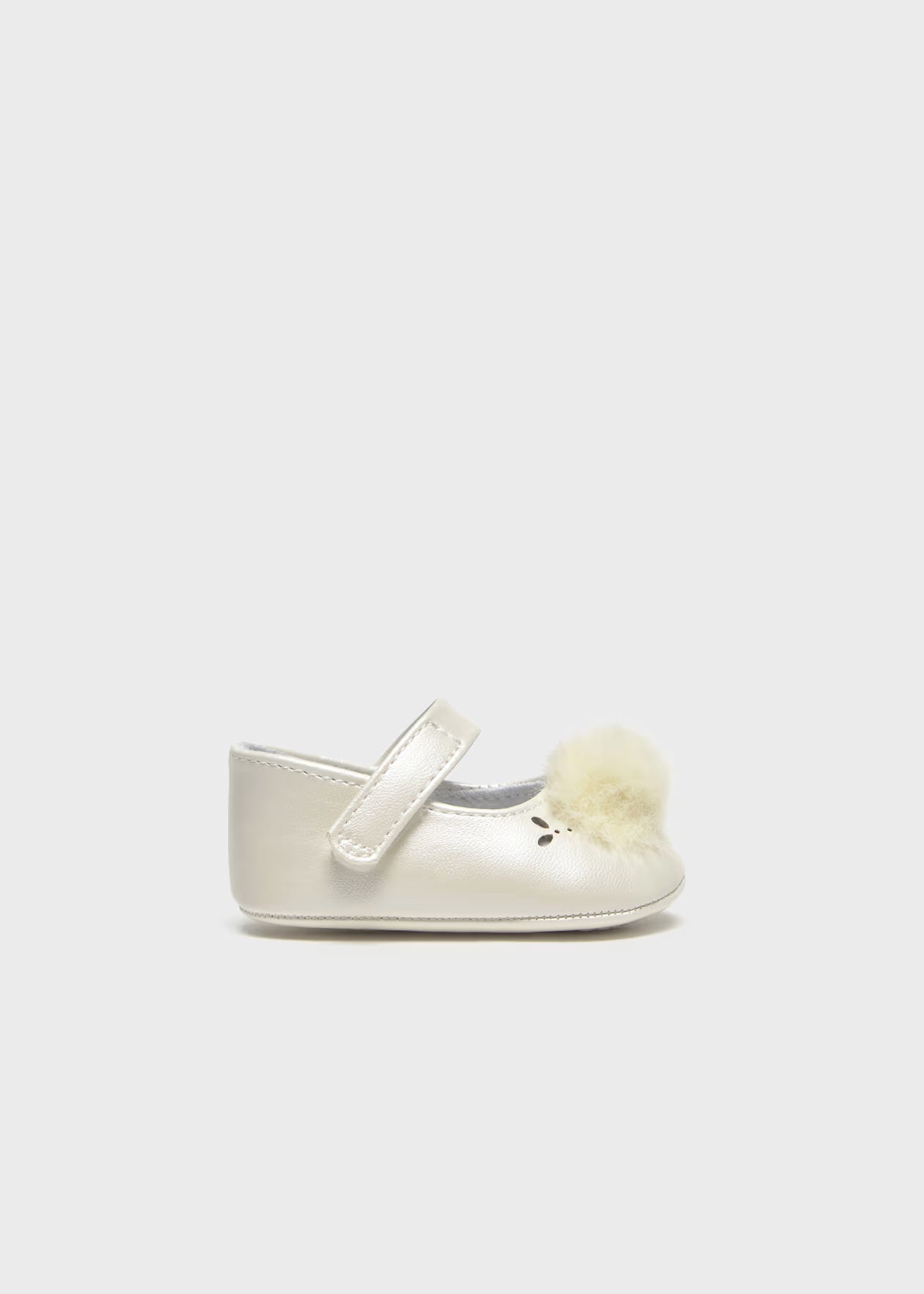 Newborn Girl Pom Pom Mary Janes Sizes:(3-6M) & (6-9M) EUC