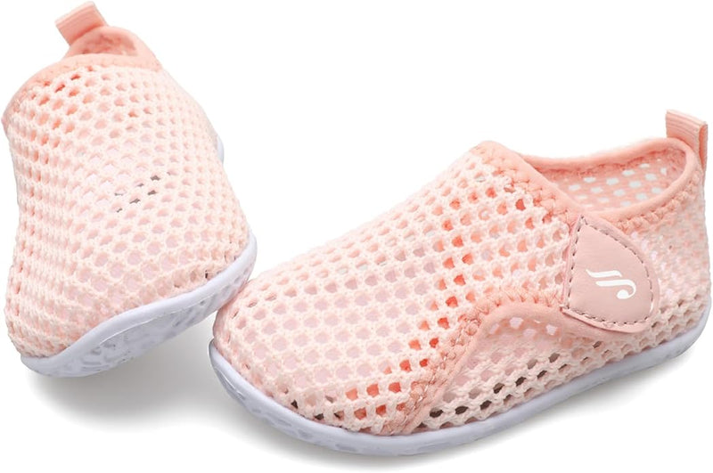 Girls Swim Pool Water Shoes (Size 3-6 EUC)
