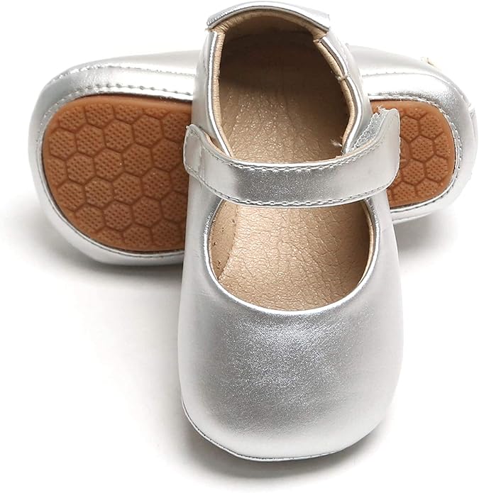 Baby Walking Shoes Moccasins Rubber Sole in (Size: 6-12M) EUC