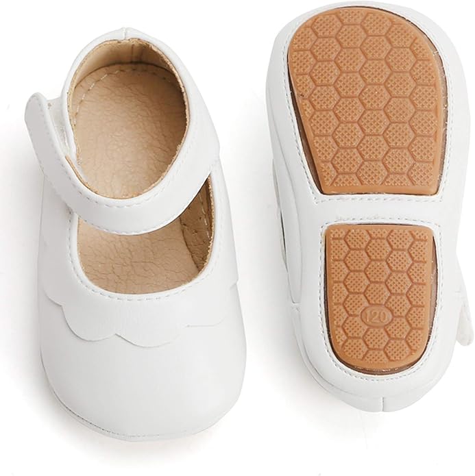 Baby Walking Shoes Moccasins Rubber Sole in (Size: 9-12M) EUC