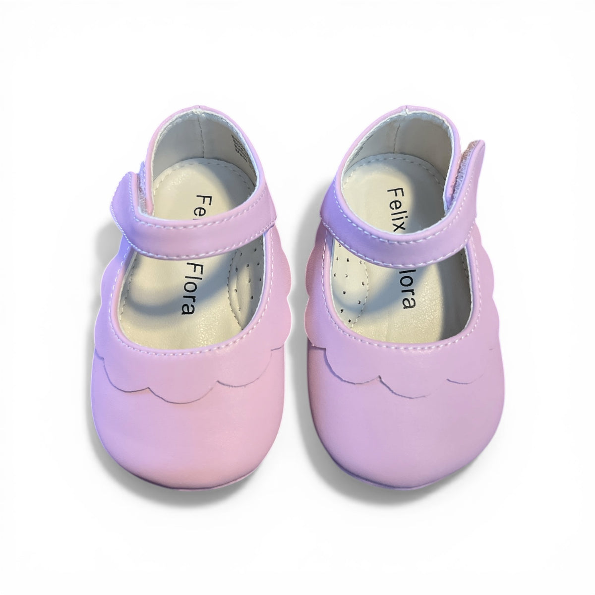 Baby Walking Shoes Moccasins Rubber Sole in (Size: 9-12M) EUC